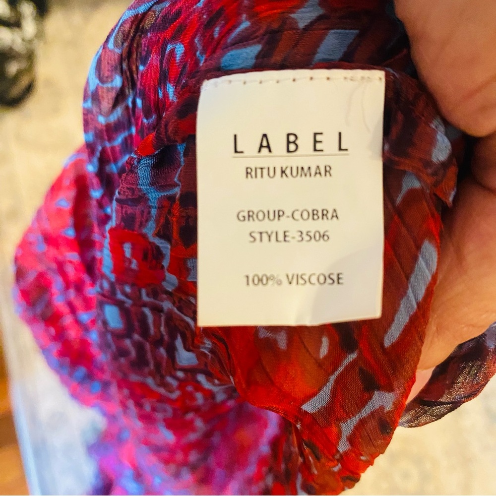 Label Ritu Kumar Red Viscose Sheer Snakeskin Dress Size Medium - Picture 5 of 5